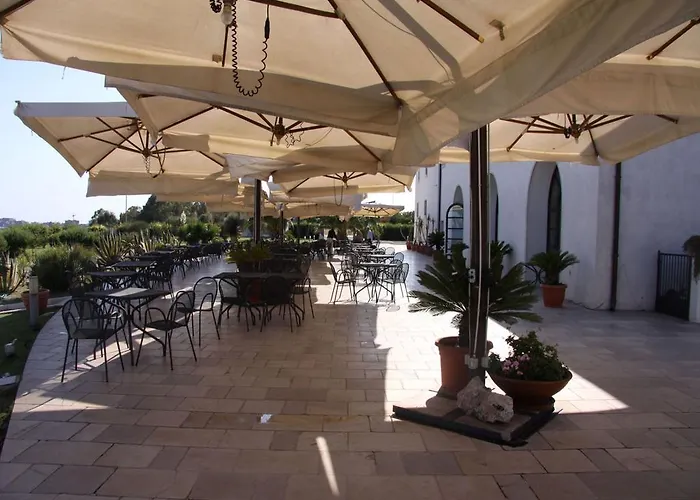 Saraceno Al Faro Hotel Tarente