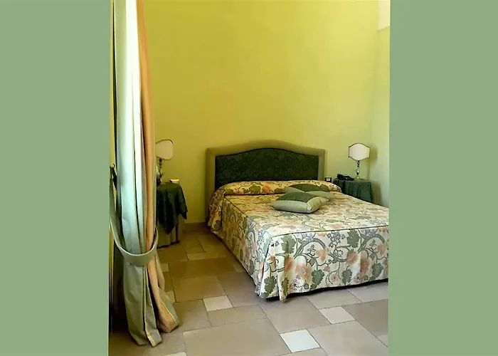 Hotel Saraceno Al Faro Tarente