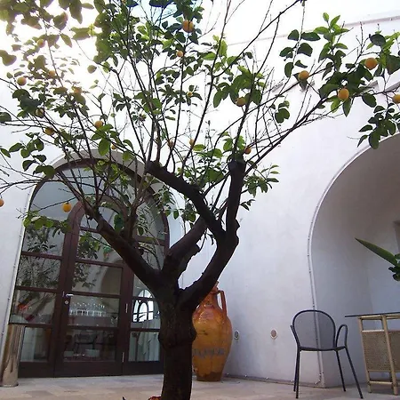 Saraceno Al Faro טאראנטו