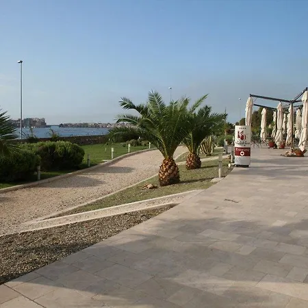 Saraceno Al Faro Hotell 4*